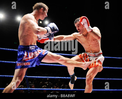 Muay Thai Kick Boxing Stock Photo - Alamy