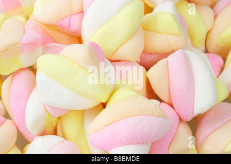 Detailed closeup of colorful white, pink and yellow marshmallows Stock  Photo - Alamy