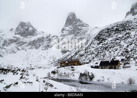 Hut Chata pri Zelenom plese, Lake Zelene pleso, High Tatras Slovakia Stock Photo