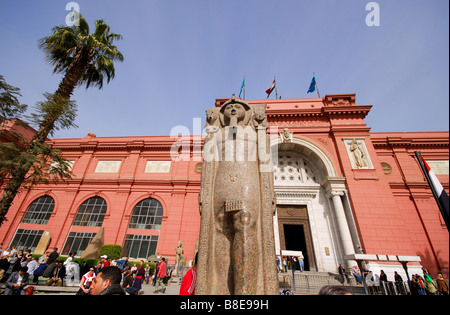 CAIRO, EGYPT. Exterior view of the Cairo Museum of Egyptian Antiquities. Stock Photo