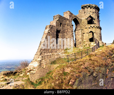 Mow Cop folly built to look like a ruined castle in 1754 on the Cheshire-Staffordshire border Stock Photo