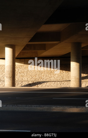 girls fuck highway underpass