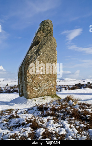 dh  RING OF BRODGAR ORKNEY Stone neolithic monolith snow Stock Photo
