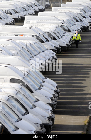 LINES OF NEW VANS AT THE LDV VAN FACTORY IN DREWS LANE,WASHWOOD HEATH,BIRMINGHAM,ENGLAND. Stock Photo