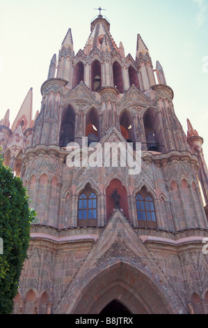 La Parroquia, built in 1683, stands in the center of the colonial city of San Miguel de Allende, Guanajuato, Mexico Stock Photo