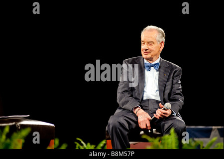 SACRAMENTO CA February 24 2009 Zig Ziglar speaking at a Get Motivated seminar Stock Photo