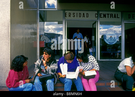 Ecuadorans, Ecuadoran students, students, on campus, campus, Central University, city of Quito, Quito, Pichincha Province, Ecuador, South America Stock Photo