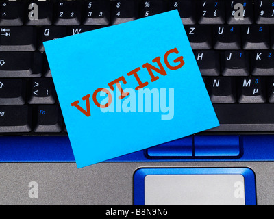 memo note on notebook, voting Stock Photo