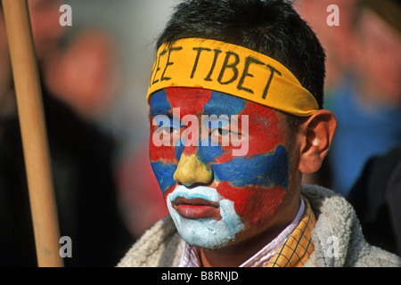 tibetan living in exile would like to make the public aware of a problem, United Kingdom, London Stock Photo