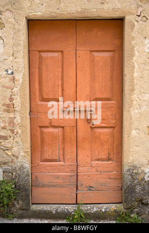 Doorway to a dilapidated farm building in Petrognano, Tuscany, Italy. Stock Photo