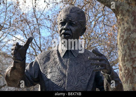 Close up of the statue of Nelson Mandela in Parliament Square, London.  March 2009 Stock Photo