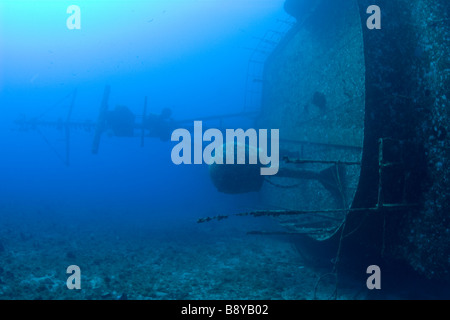 Diving at the ship wreck of the C.S Charles Brown in the ocean near the Caribbean isle Saint Eustace in the Netherlands Antilles Stock Photo