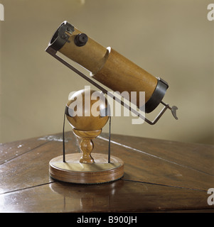 Newton's reflecting telescope Stock Photo - Alamy