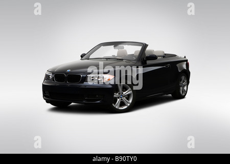 2009 BMW 1-series 128i in Blue - Front angle view Stock Photo