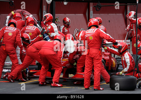 Simone Rosa Semedia 09 03 2009 Barcelona ESP Formula one Cars nella foto F Massa Ferrari F1 racing team Stock Photo