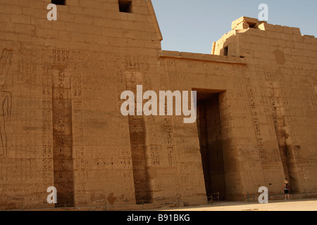 [Medinet Habu] Mortuary Temple, First Pylon and front entrance gate, 'West Bank', Luxor, Egypt Stock Photo