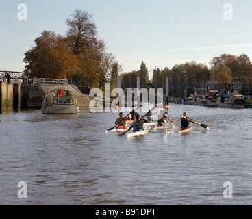 Canoeing at Teddington lock on River Thames, Middlesex Stock Photo