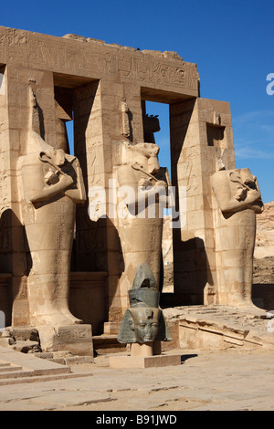 Osiris pillars, The Ramesseum [Mortuary Temple] of Ramses ii, 'West Bank', Luxor, Egypt Stock Photo