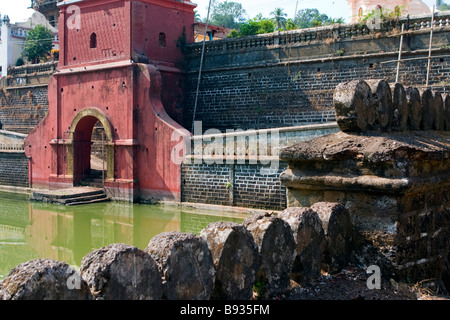 Mangueshi Temple of Goddess Shantadurga Gopuram and bathing ghat Goa,India. Stock Photo