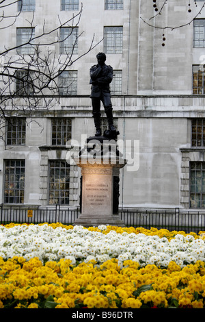 general gordon of khartoum statue embankment gardens london england uk Stock Photo