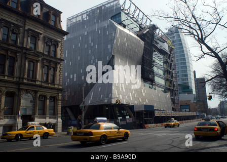 Construction on the Cooper Unions new academic building in New York Stock Photo