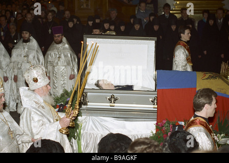 Funeral ceremony for Grand Duke Vladimir Romanov Stock Photo: 22764103 ...