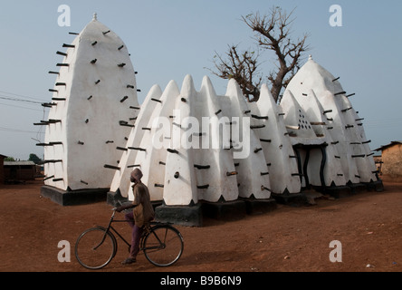 West africa Ghana Larabanga Mud and Stick sudanic style mosque Stock Photo