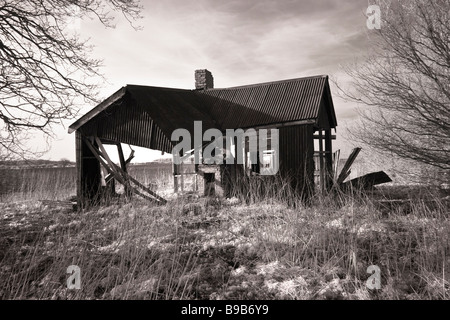 A Dilapidated 'Tide Cottage' set in the Norfolk Countryside, Great Britain. Stock Photo