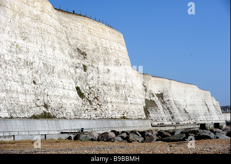 The undercliff path that runs from Brighton to Saltdean Stock Photo