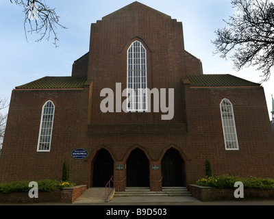 St Andrews United Reform Church Cheam Surrey England Stock Photo