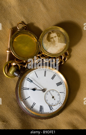 First world war watch owned by Albert Robert Eden. Picture of his wife and sweet heart Hannah Mary 11 eleventh hour day month,close up, Stock Photo