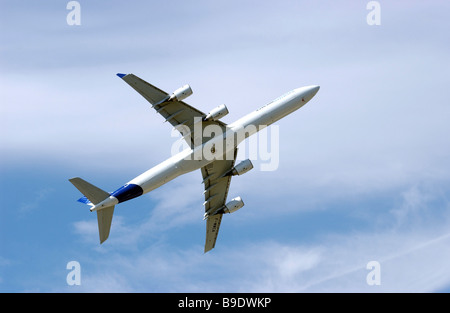 The Airbus A340-600 at the Farnborough International Airshow 2006, Farnborough, Hampshire, England, UK Stock Photo