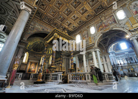 People in church, Santa Maria Maggiore, Piazza Santa Maria, Rome, Lazio, Italy Stock Photo