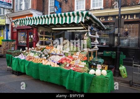 Surrey Street Market in Croydon Stock Photo