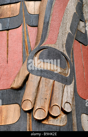 Hand, detail of the totem pole of the Cowichan Tribe, Duncan, Vancouver Island, British Columbia, Canada, North America Stock Photo