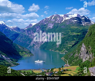 Geiranger, view from Flydalsjuvet, cruise ship in the Geiranger Fjord, Norway Stock Photo