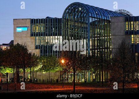 WDR studio, building on the Medienhafen harbour, dusk, Duesseldorf, Rhineland, North Rhine-Westphalia, Germany, Europe Stock Photo