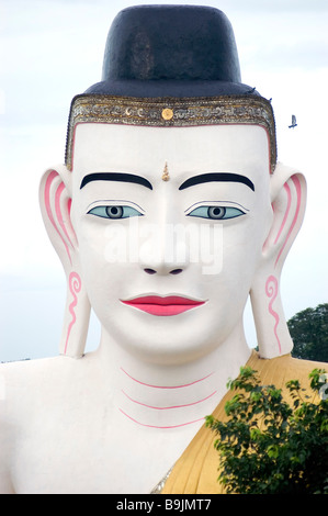 big sitting buddha pyay pagoda burma myanmar Stock Photo