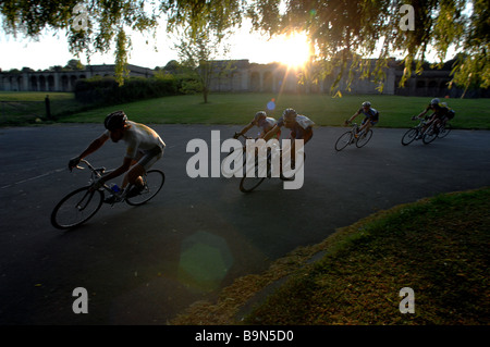 CYCLE RACING AT CRYSTAL PALACE PARK SOUTH LONDON ON A SUMMER EVENING IN ENGLAND Stock Photo