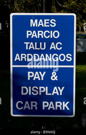 Bilingual carpark sign in Betwys y Coed, North Wales. Stock Photo