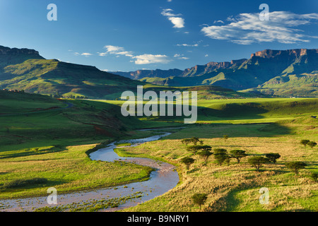 the Tugela Valley with the Drakensberg Mountains beyond, KwaZulu Natal, South Africa Stock Photo