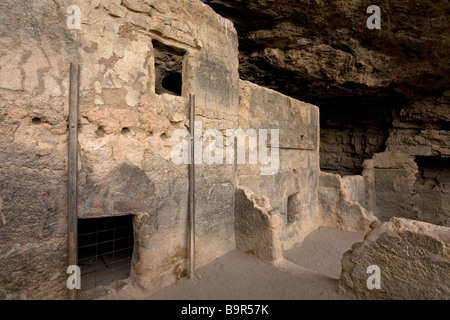 The Lower Cliff Dwelling a prehistoric Salado ruin at Tonto National Monument central Arizona Stock Photo