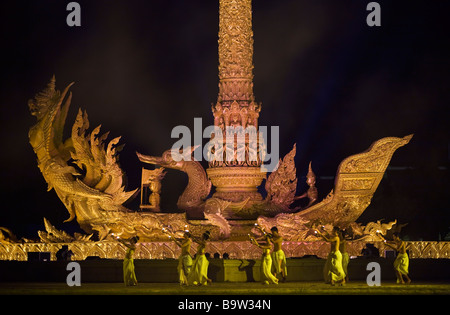 Khao Phansa (Candle and wax Festival) Ubon Ratachatani Thailand Candle & Sculpture of honor to His Majesty the King Stock Photo