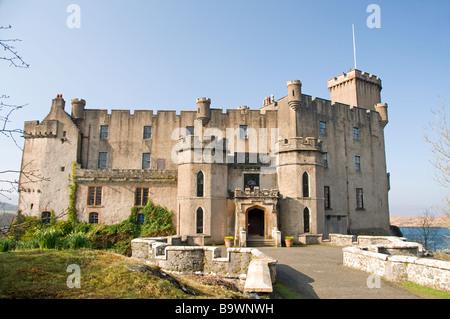 The front entrance to the Castle of Dunvegan on the Waternish peninsula overlooking Loch Dunvegan on the Isle of Skye SCO 2268 Stock Photo