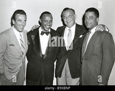 THE BENNY GOODMAN QUARTET from left: Gene Krupa, Lionel Hampton, Benny Goodman and Teddy Wilson Stock Photo