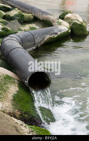 Domestic sewage waste pours into the Mediterranean sea in Tel Aviv ...