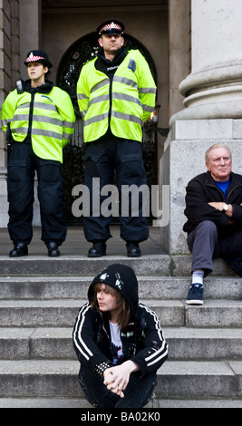 Metropolitan Police at the G20 demonstration in the City of London. Stock Photo