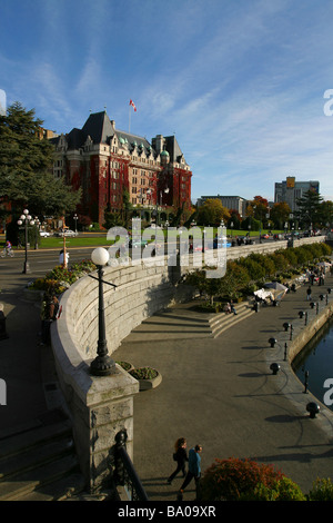View of the Fairmont Empress Hotel and causeway in downtown Victoria, British Columbia's Inner Harbour, Canada. Stock Photo