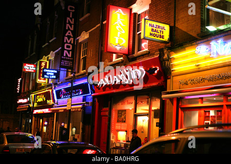 Indian restaurants in Brick Lane London Stock Photo: 17901651 - Alamy