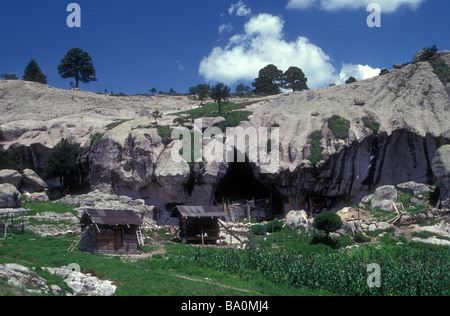 Typical Tarahumara dwellings and farm near Creel in the Copper Canyon region, Chihuahua, Mexico Stock Photo